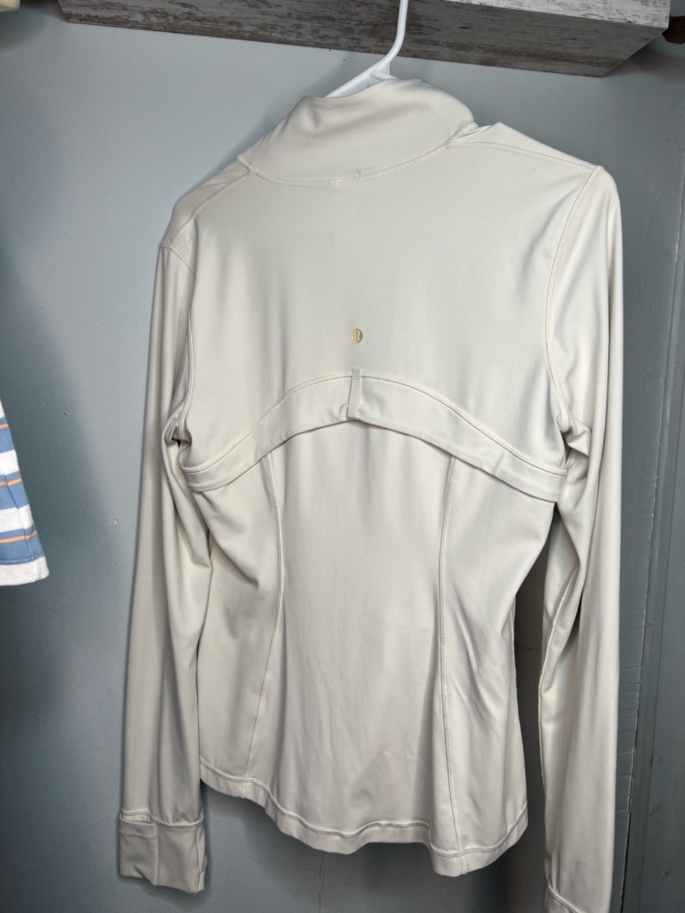 lululemon athletica bone color Zip-Up Athletic Jacket with Gold Accents size 10 - Picture 2 of 4